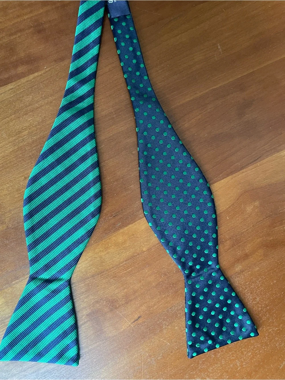 NWT Stafford Self Tie Bow Tie Diagonal Stripe Blue Green